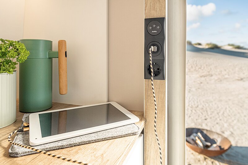 2022-ww-beachy-420-Steckdosen-01-innen-3677-BEAR-PRESSE-thumb